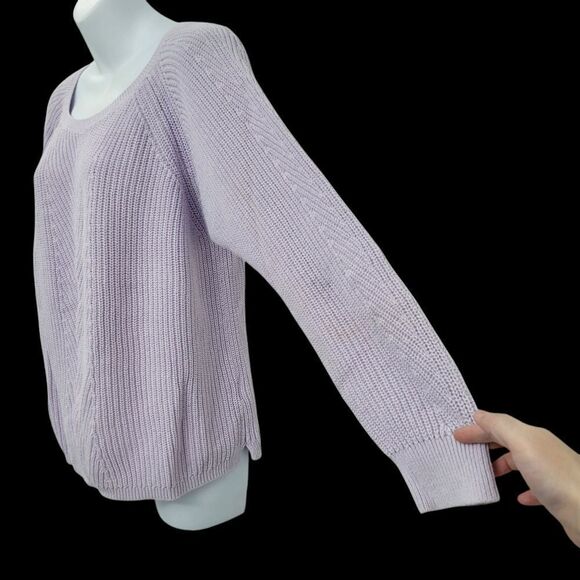 2/$20 Gap Purple Knitted Sweater Top Blouse Size: Large - Picture 2 of 9